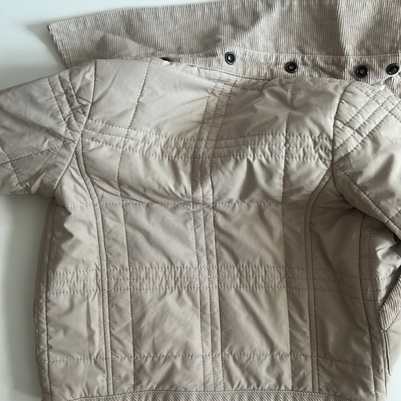 Burberry winter jacket - Picture 6 of 9